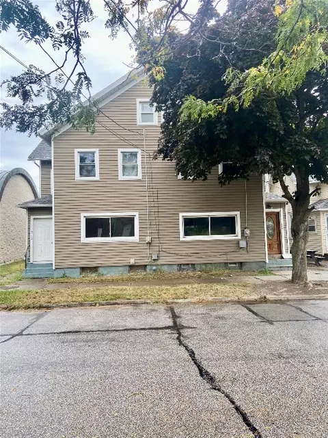 212-14 E 3rd St, Erie, PA 16507
