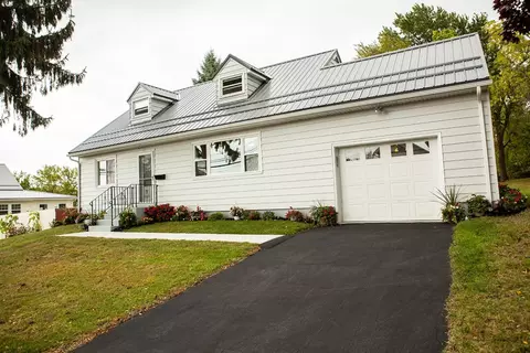 4131 Old French Rd, Erie, PA 16504