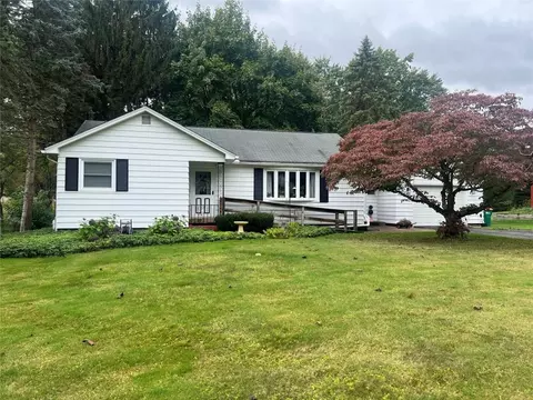 5228 Exeter Rd, Millcreek, PA 16509