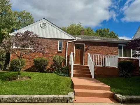 3821 Myrtle St, Erie, PA 16508