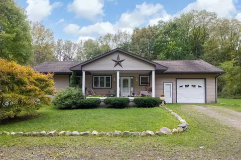 10483 Calkins Rd, North East, PA 16428