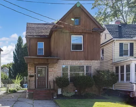1113 W 7th St, Erie, PA 16502