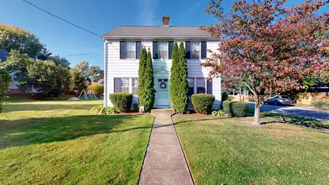 3902 Wood St, Erie, PA 16509