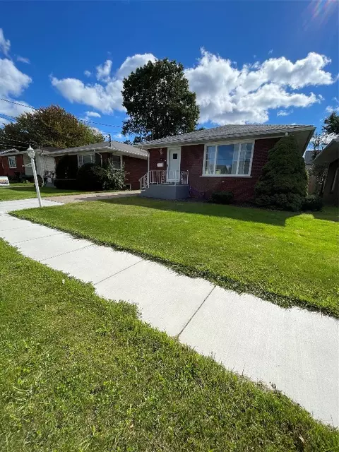 417 E 37 St, Erie, PA 16504