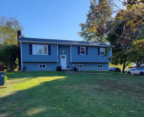 443 Edge Park Dr, Lake City, PA 16423