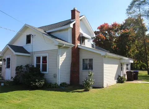 21847 G Ln, Meadville, PA 16335