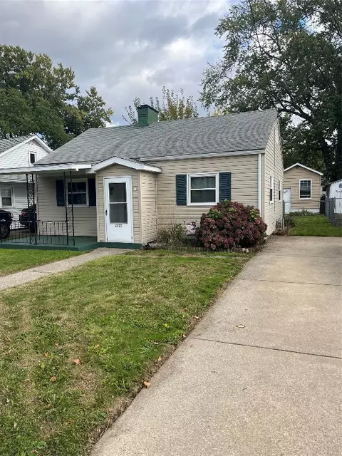 2237 Fairmount Pkwy, Erie, PA 16510