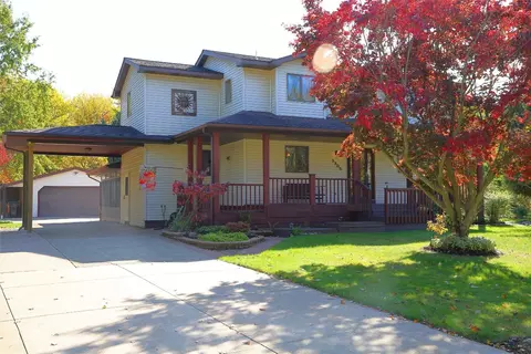 3305 Saltsman Rd, Erie, PA 16510