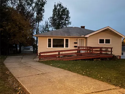 4332 Gem Ct, Erie, PA 16504