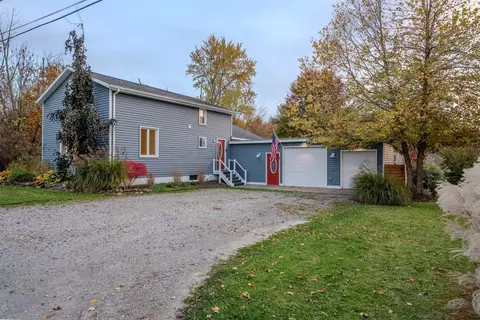 34 Academy St, Girard, PA 16417