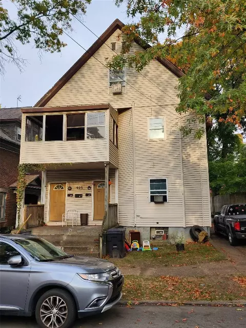 921-923 Chestnut St, Erie, PA 16502