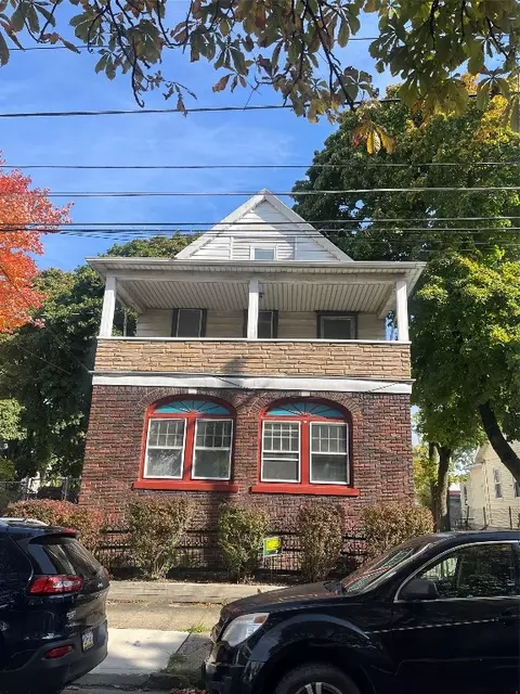 1611 Chestnut St, Erie, PA 16502