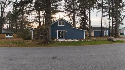 11950 Comer Rd, Waterford, PA 16441