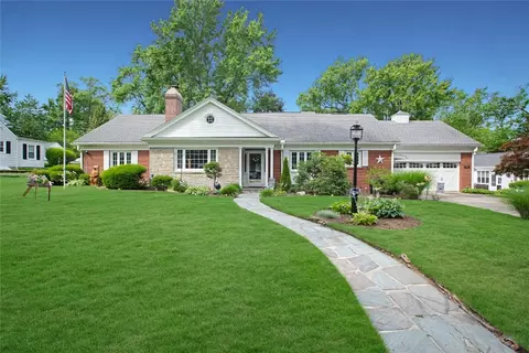 4116 Beech Ave, Erie, PA 16508