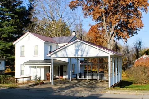 436 S Main St, Cambridge Springs, PA 16403