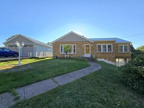 4228 Alvin St, Erie, PA 16510