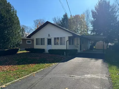11947 Teifer Ave, Conneaut Lake, PA 16316