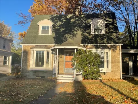403 Clifton Dr, Erie, PA 16505