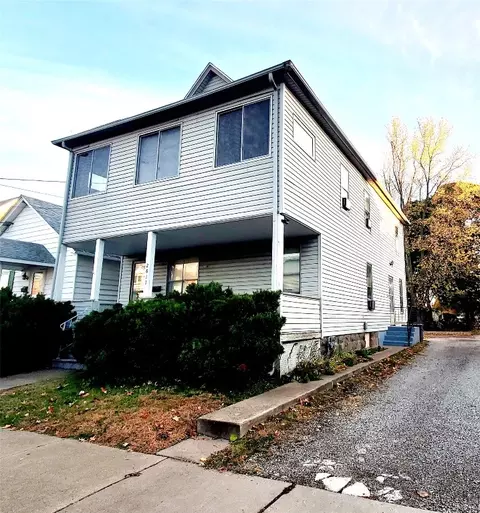 2811 Cascade St, Erie, PA 16508