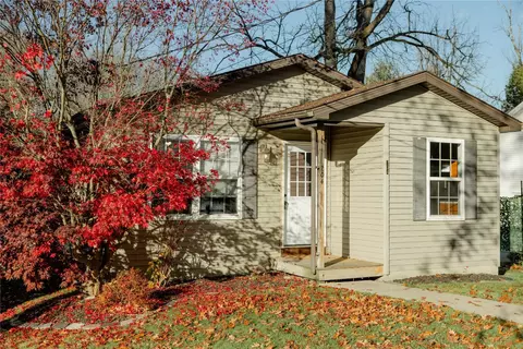 204 Cherry St, Edinboro, PA 16412