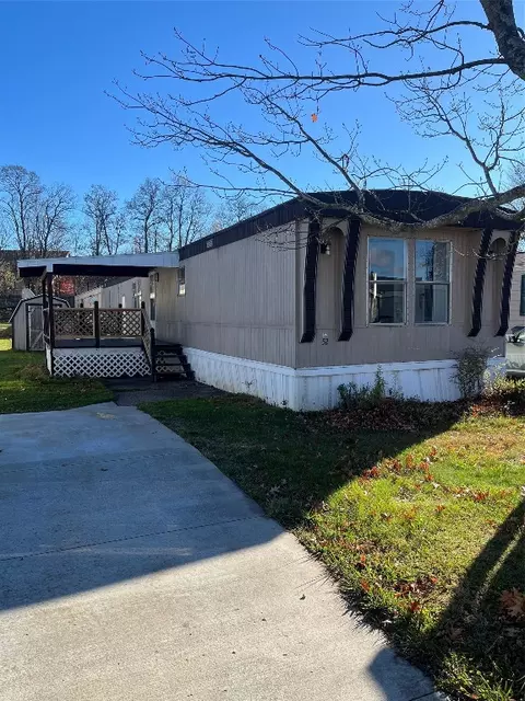 5005 Zuck Rd #52, Erie, PA 16506