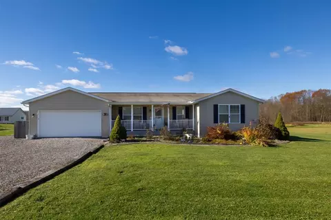 900 Schrader Rd, Mercer, PA 16137