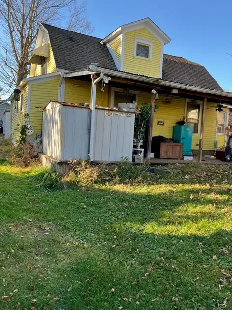 12290 Comstock St, Conneaut Lake, PA 16316