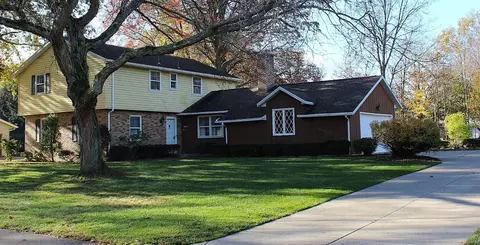 1408 Drake Dr, Erie, PA 16505