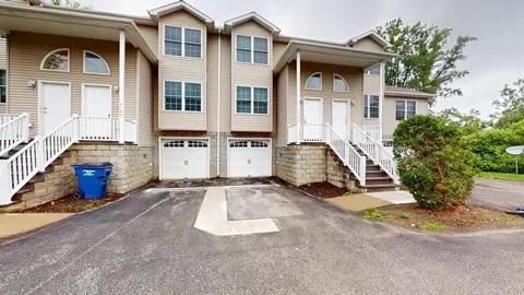 4103 Wood Hills Dr #C31, Erie, PA 16510