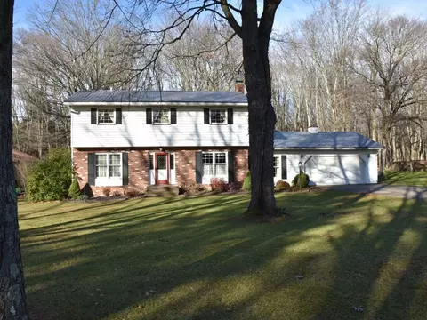1124 Erie St, Saegertown, PA 16433