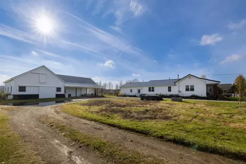 3605 Beaver St, Springboro, PA 16435
