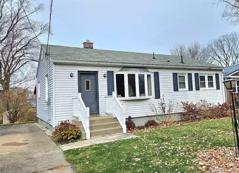 2736 E 29th St, Erie, PA 16510