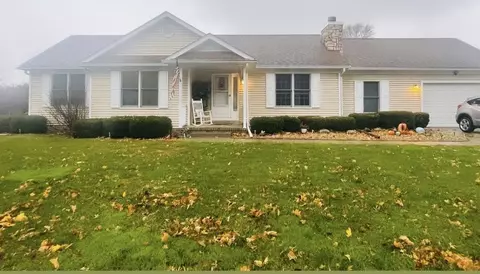7472 Water St, Fairview, PA 16415