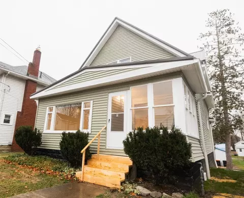 160 Wright St, Corry, PA 16407