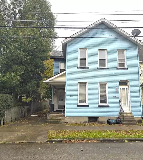219 W 16th St, Erie, PA 16502