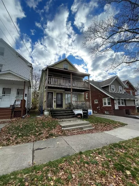 121 E 29 St, Erie, PA 16504
