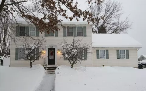 6028 Boxwood Dr, Fairview, PA 16415