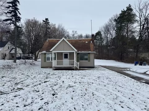 190 N Franklin St, Cochranton, PA 16314