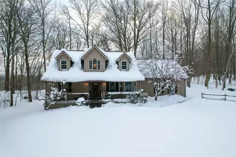 7083 Sterrettania Rd, Fairview, PA 16415