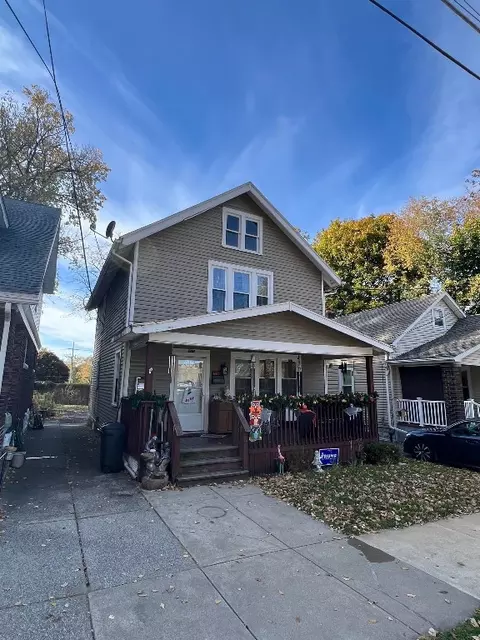 704 Weschler Ave, Erie, PA 16502