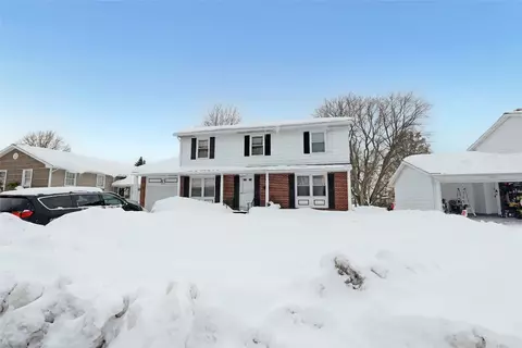 2422 E 44th St, Erie, PA 16510