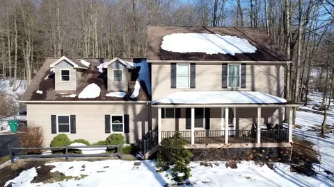 680 Hull Rd, Waterford, PA 16441