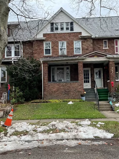 865 Newton Ave, Erie, PA 16511