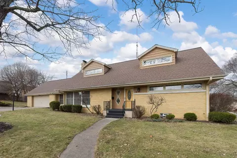 6 W 37th St, Erie, PA 16508