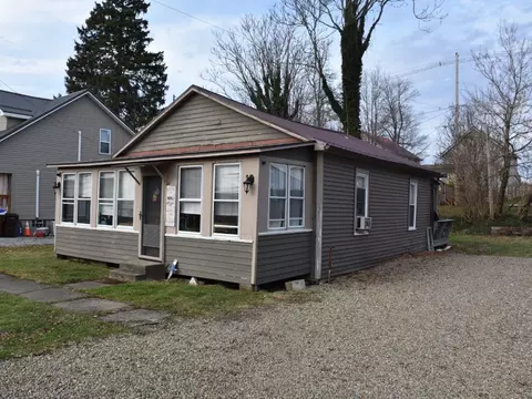 10862 Utley Ave, Conneaut Lake, PA 16316