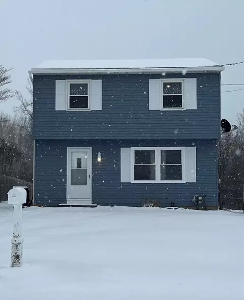 2207 Woodlawn Ave, Erie, PA 16510