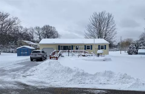 21365 Beverly Dr, Meadville, PA 16335