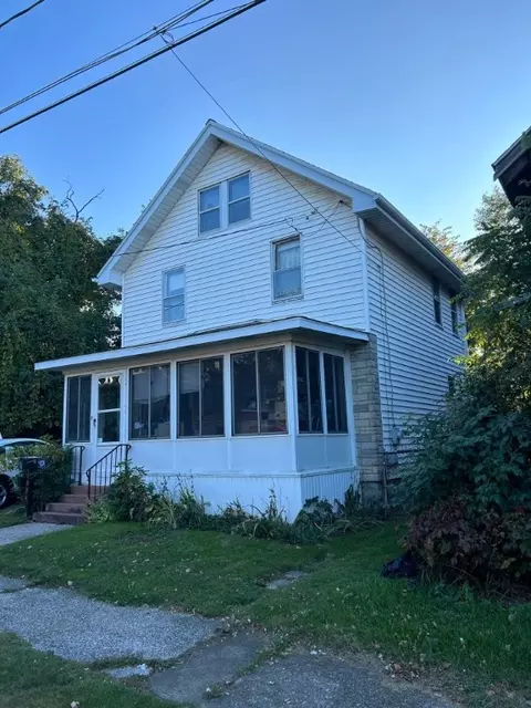 1904 Whitley Ave, Erie, PA 16503