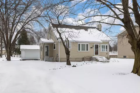 3952 Irene Dr, Erie, PA 16510