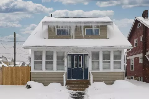 3103 Plum St, Erie, PA 16508